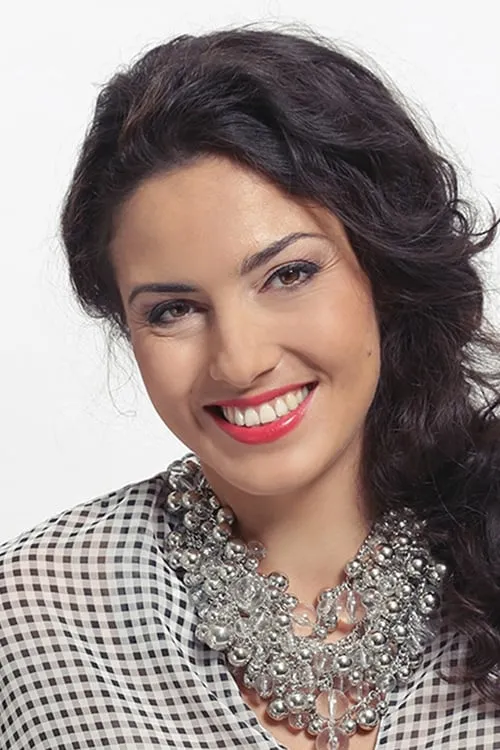 Lucia Šipošová interpretando a Míša