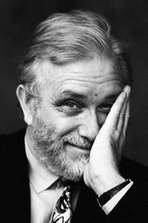 Benedetto Casillo ha trabajado con Luciano De Crescenzo en 4 ocasiones