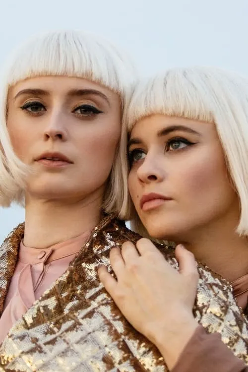 Daniel Johnston ha trabajado con Lucius en 1 ocasiones