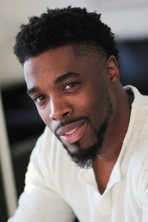 Lucson Jean — personaje: Man