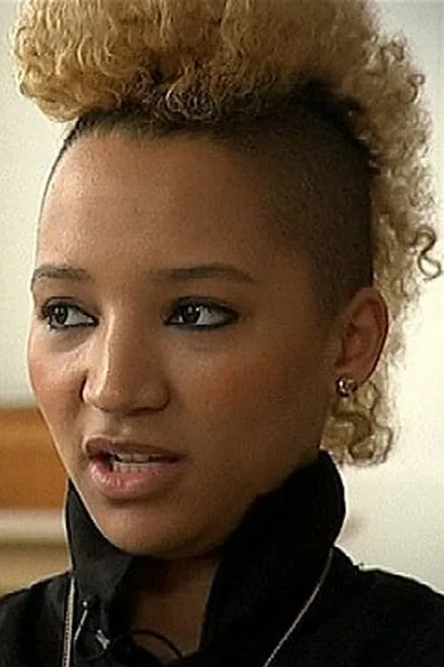 Lucy Love — personaje: Self