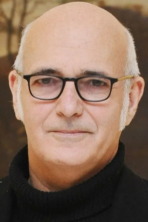 Orhan Pamuk ha trabajado con Ludovico Einaudi en 1 ocasiones