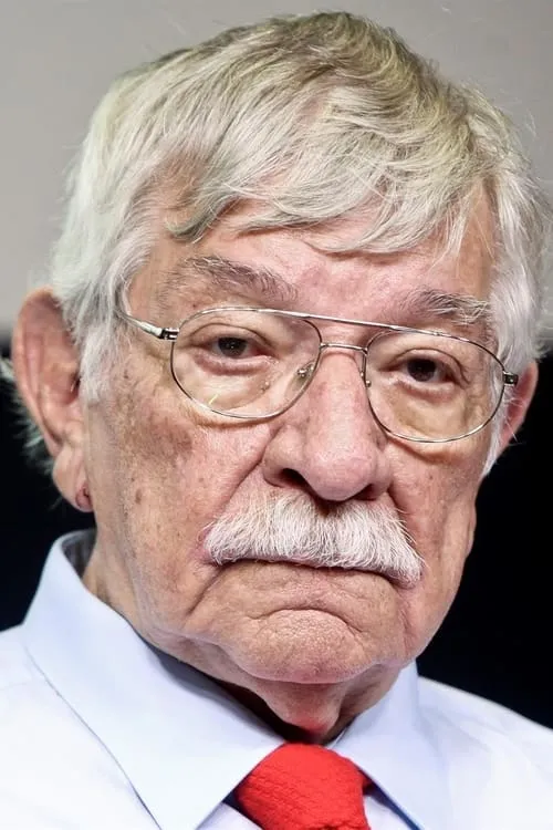 Luís Filipe Costa interpretando a Self (radio reporter) (voice)