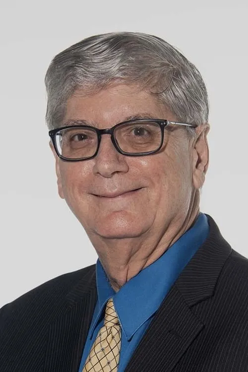 Rey Francisco Quiñones ha trabajado con Luis Molina Casanova en 1 ocasiones