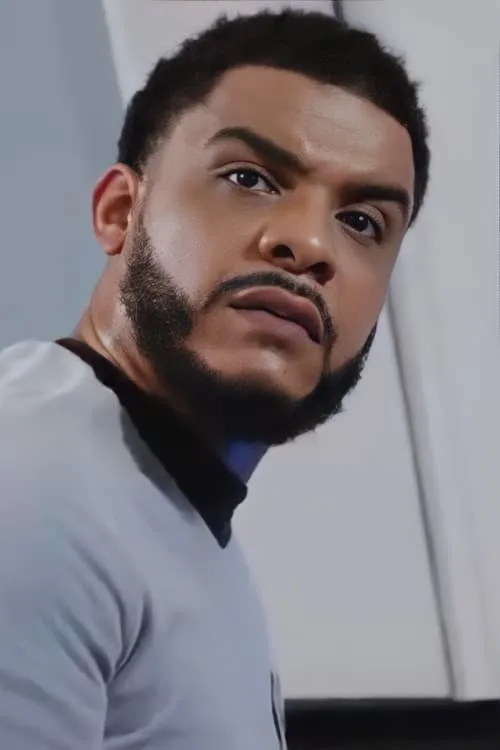 Taylor McCall Moore ha trabajado con Luis Sanchez en 1 ocasiones