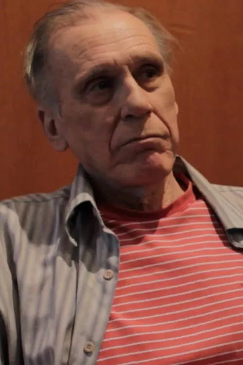 Luiz Castellini interpretando a