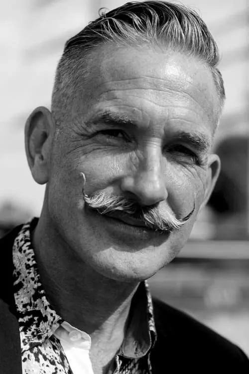 Thomas Beatie ha trabajado con Luke Campbell en 1 ocasiones