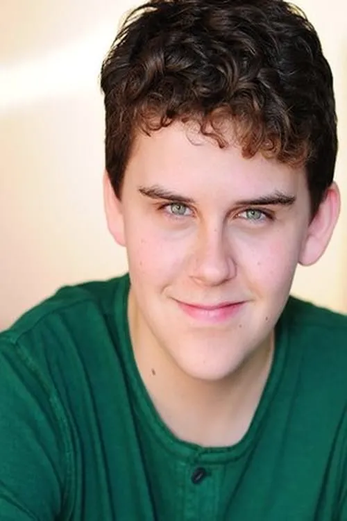 Luke Darga interpretando a Xavier