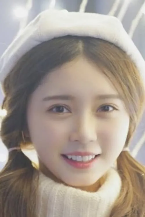 Luo Yi Jia — personaje: Liu Rourou