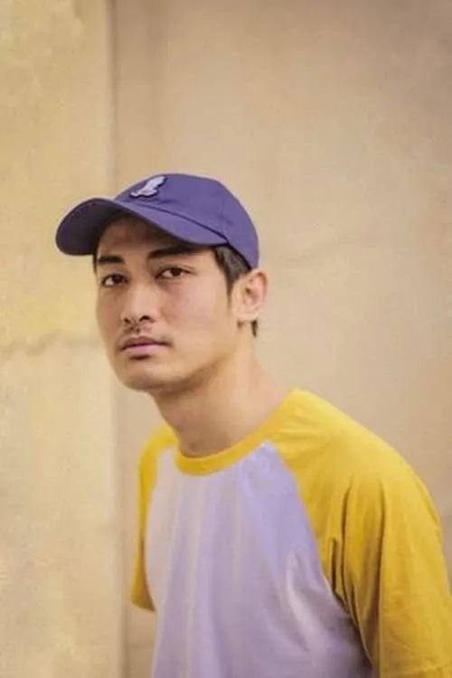 Luthfi Aulia interpretando a Rangga