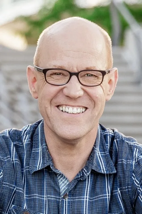 Lutz Herkenrath interpretando a Alexander Portner