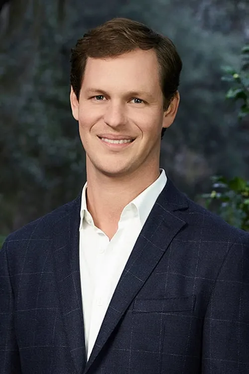 Lyle Mackenzie — personaje: Himself