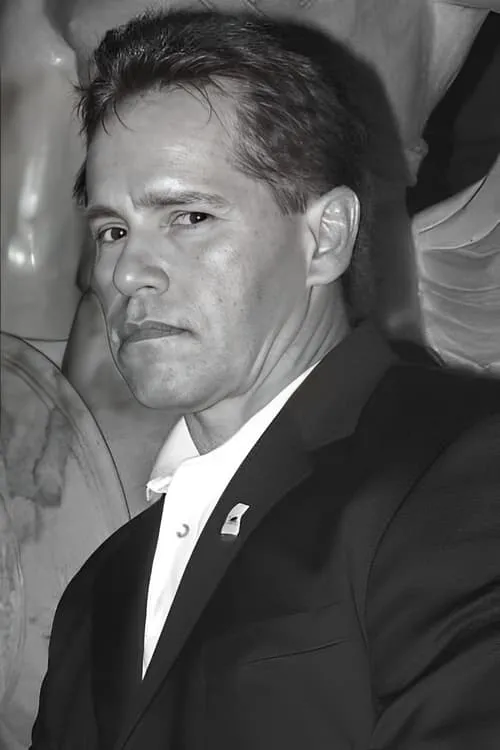 Alexandre Haussmann ha trabajado con Lyndall Grant en 1 ocasiones