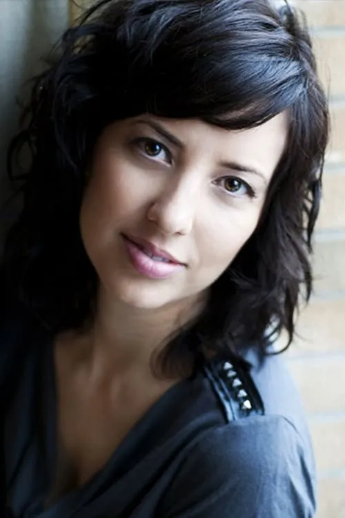 Mackenzie Mowat ha trabajado con Lynn Csontos en 1 ocasiones