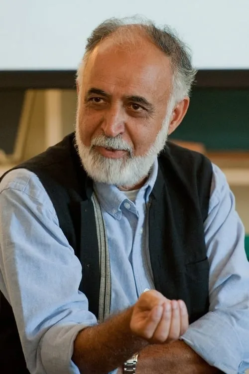 Vipul Gupta ha trabajado con M. K. Raina en 1 ocasiones