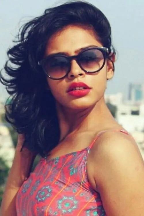 Madhurima Ghosh — personaje: Riya