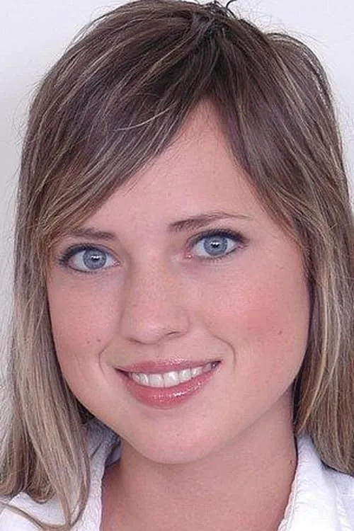 Madison Monroe interpretando a 