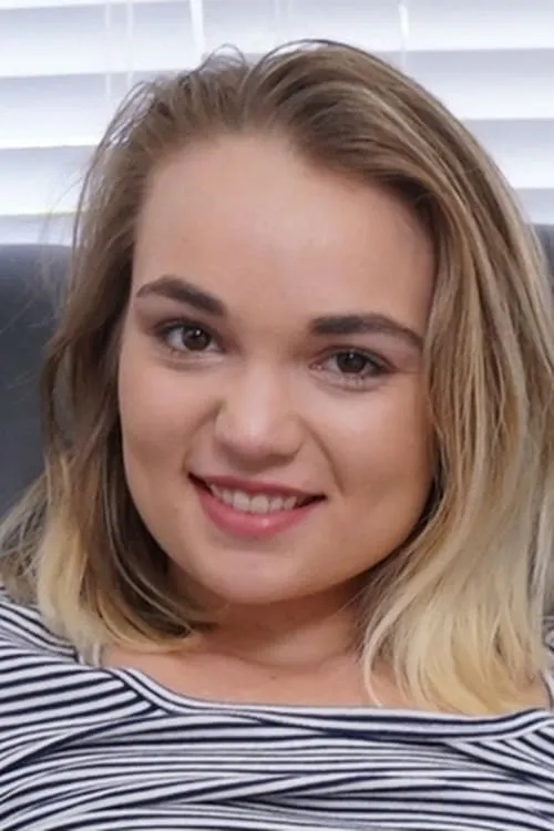 Madison Reese interpretando a (archive footage)