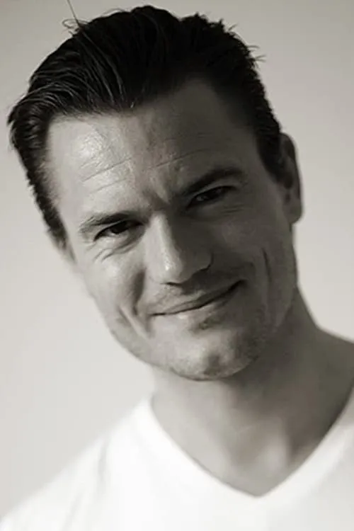 Nikolaj Groth ha trabajado con Mads Korsgaard en 1 ocasiones