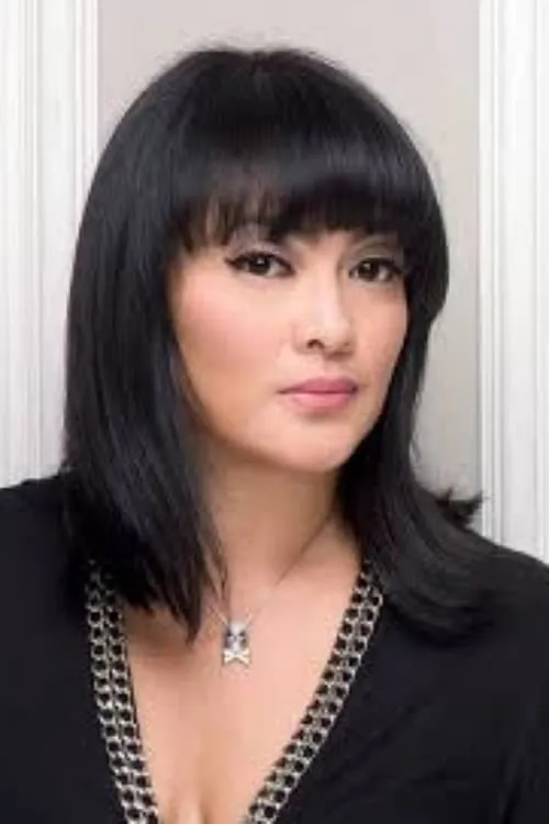 Maera Panigoro interpretando a Mirna