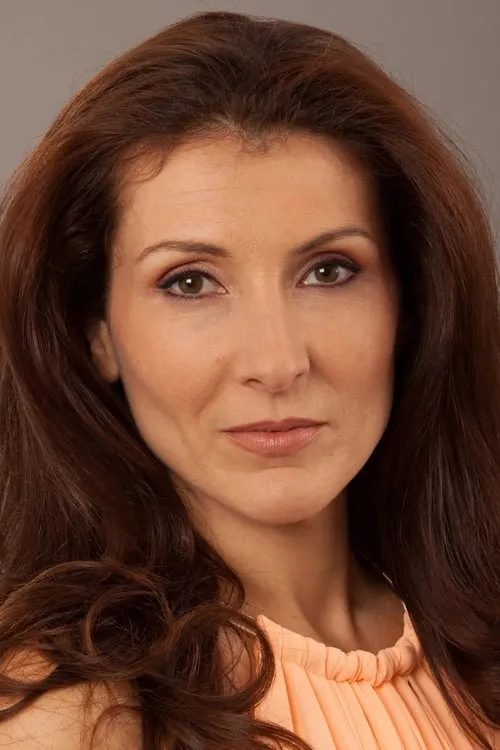 Mafalda Vilhena — personaje: Verónica Barahona