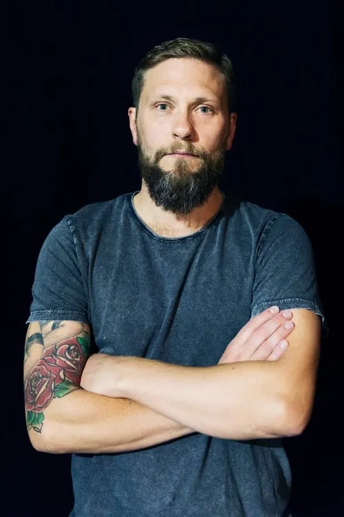 Joanna Häggblom ha trabajado con Magnus Betnér en 1 ocasiones