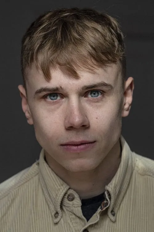 Julia Kratz ha trabajado con Magnús Mariuson en 1 ocasiones