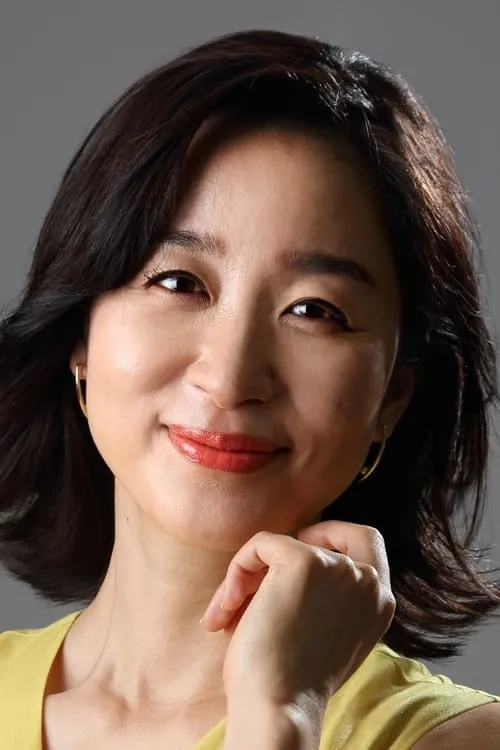 Crystal Kay ha trabajado con Maiko Ishii en 1 ocasiones