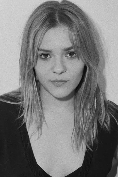 Percy Hynes White ha trabajado con Maisy Stella en 1 ocasiones