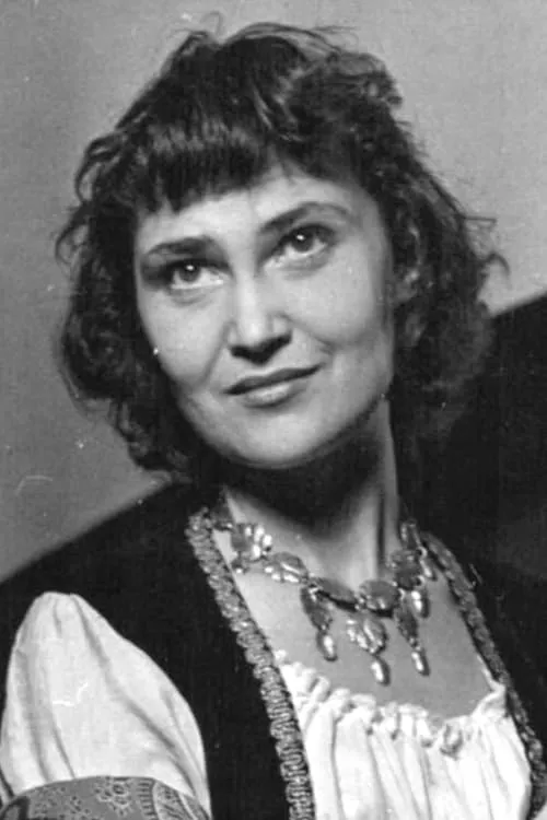 Majken Torkeli interpretando a The Unemplyed youngsters mother (uncredited)