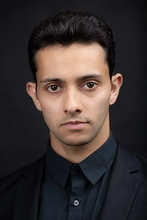 Maksim Al-Names interpretando a Iskander - provodnik