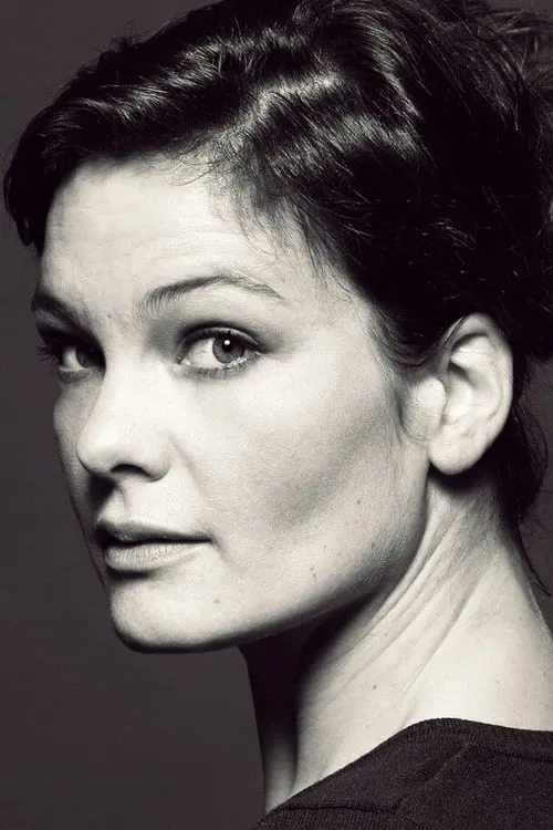 Malena Engström interpretando a Helena