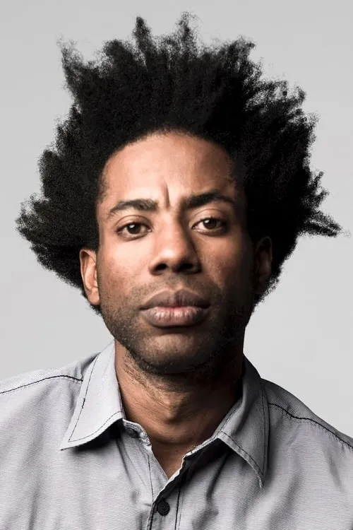 Dennis O'Neil ha trabajado con Malik Vitthal en 1 ocasiones