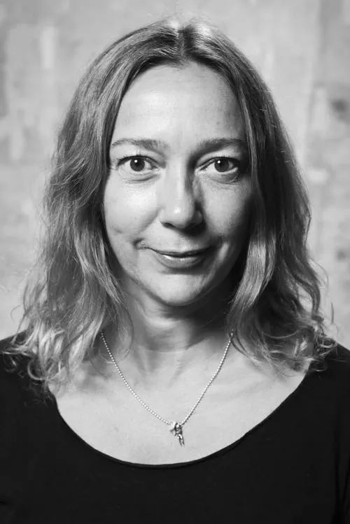 Malin Cederblad interpretando a Rim-Nisse