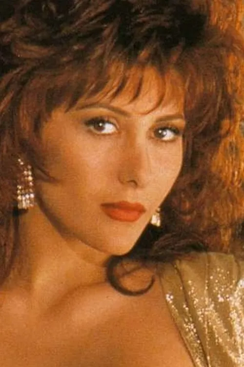 Malù interpretando a Fay Williams