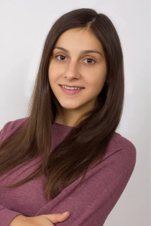 Malvyna Salvijchuk — personaje: Oliya Shevchenko