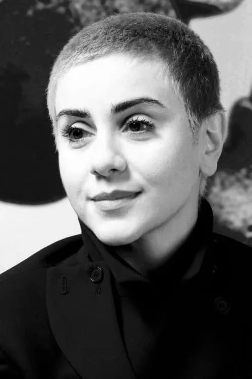 Samira Makhmalbaf ha trabajado con Mania Akbari en 1 ocasiones