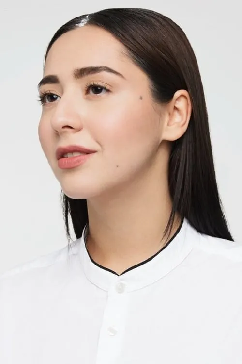 Evgeny Ponasenkov ha trabajado con Manizha Khamraeva en 1 ocasiones