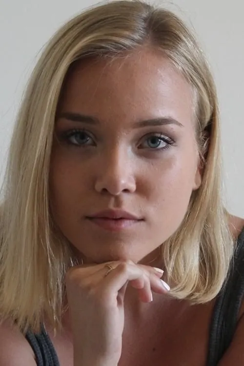 Olivier Raoux ha trabajado con Manon Chevallier en 1 ocasiones