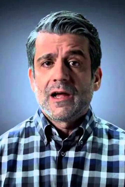 Ge??s?µ?? ?a???? ha trabajado con Manos Triantafillakis en 1 ocasiones