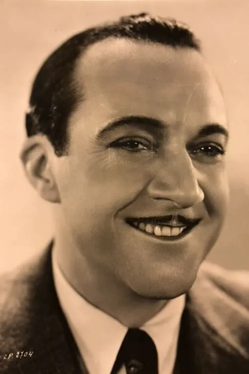 Lia Emo de Echaide ha trabajado con Manuel Russell en 1 ocasiones