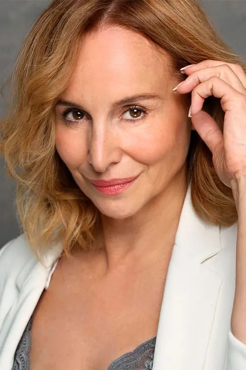 Mar Regueras interpretando a Prosecutor Cristina Mateos