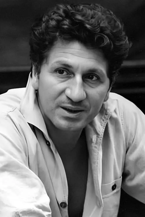 Marcel Mouloudji interpretando a Georges