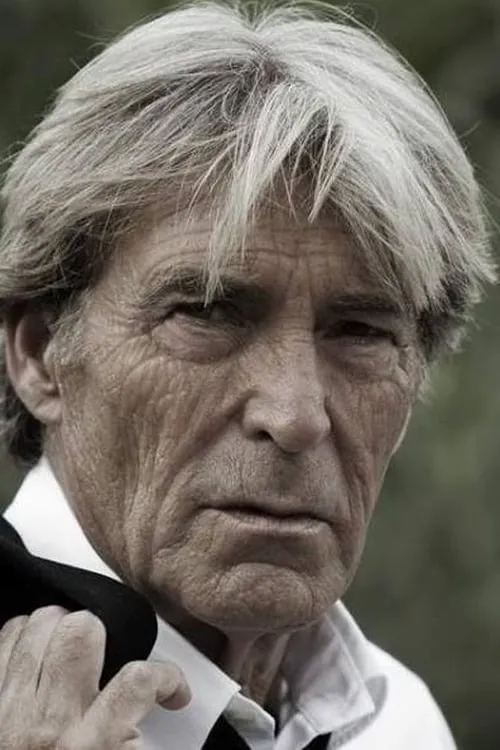 Marcello Magnelli interpretando a Barbone