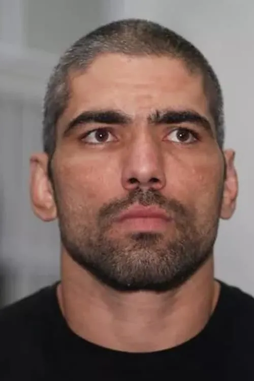 Andrew Craig ha trabajado con Marcelo Guimarães en 2 ocasiones