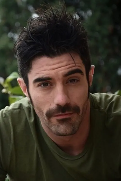 Marco Aceti interpretando a Valerio