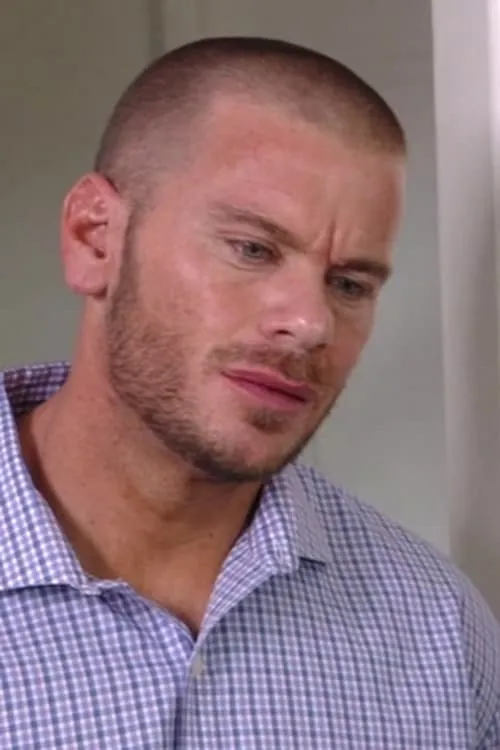 Marco Ducati interpretando a