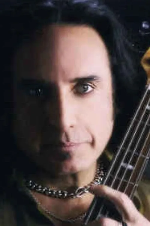 Jonathan Cain ha trabajado con Marco Mendoza en 1 ocasiones