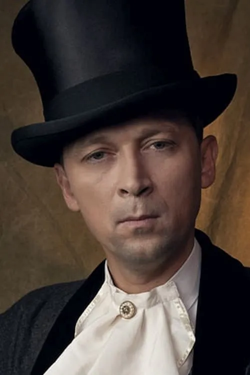 Lukasz Sikora ha trabajado con Marek Wrona en 1 ocasiones