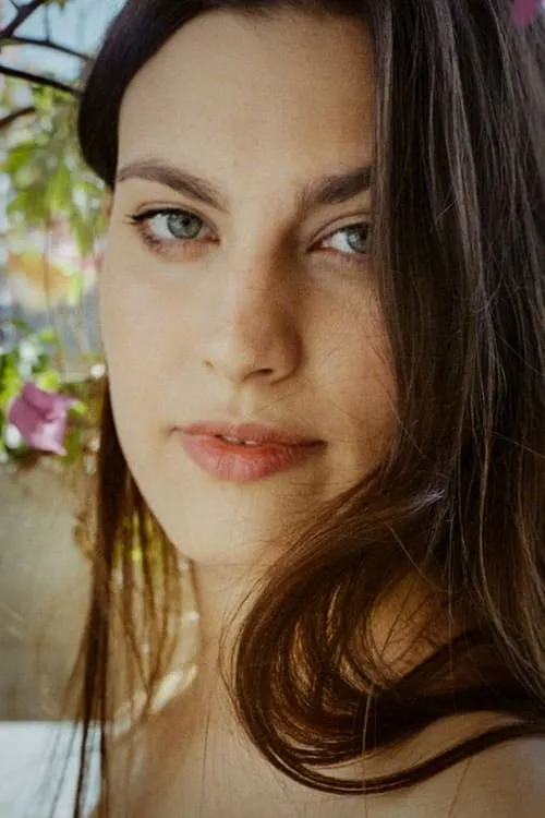 Lupa Vaux ha trabajado con María Agrado en 1 ocasiones